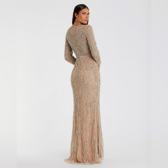 🔴MAC DUGGAL SZ18 #5124 - Picture 2 of 13